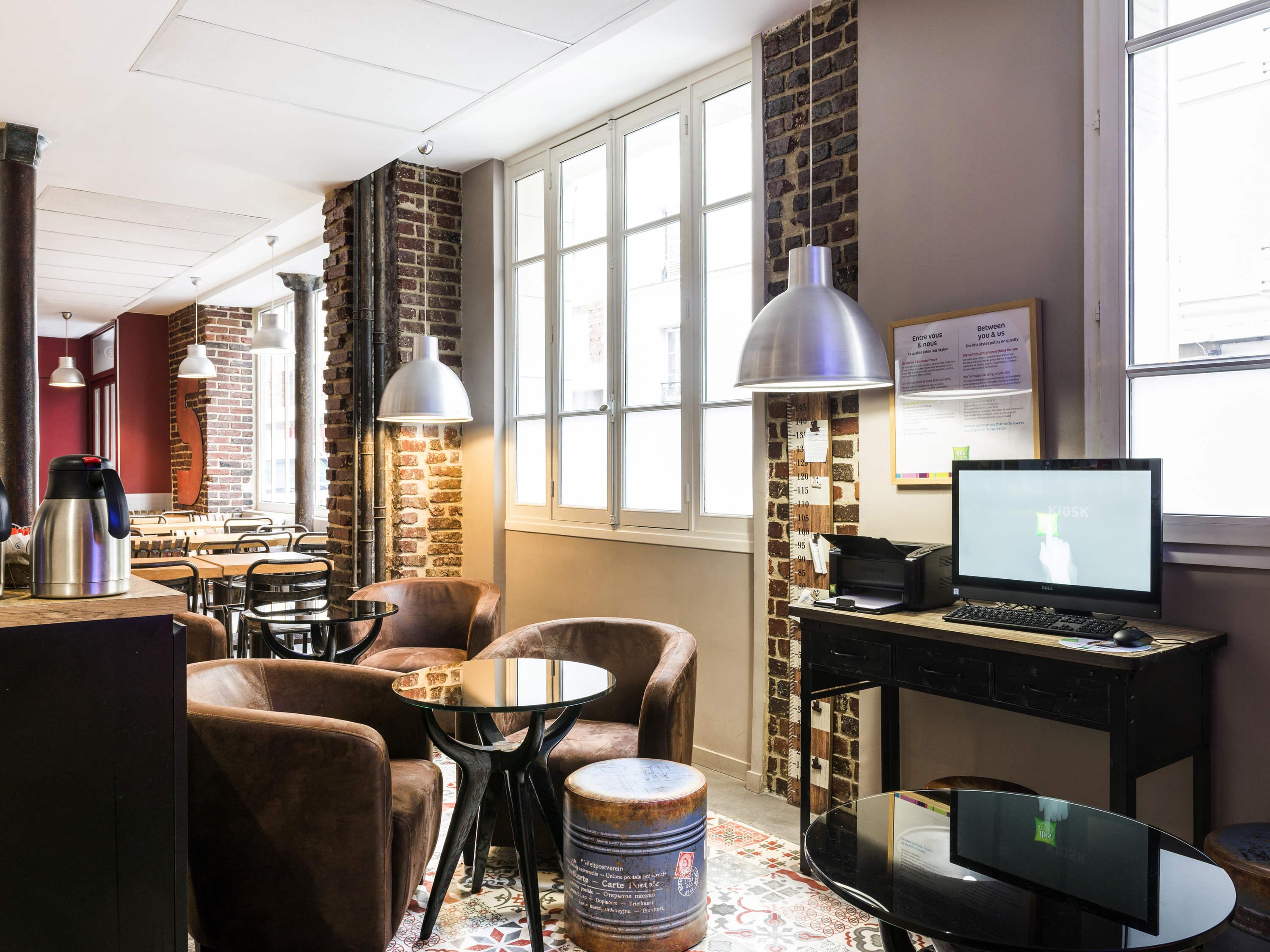 Ibis Styles Paris Montmartre Nord Hotel Bagian luar foto